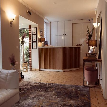 דינסלאקן Hotel Victoria מראה חיצוני תמונה